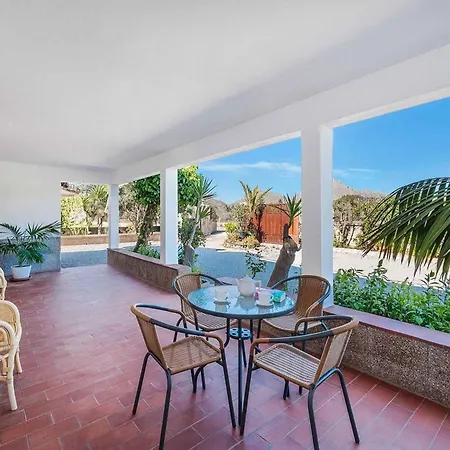 Mit 6 Schlafzimmern In Gehweite Zu Port By Interhome بيت للعطل بويينسا