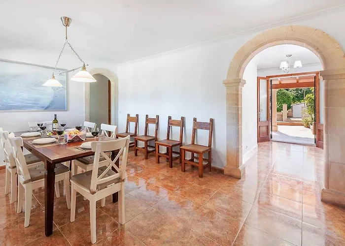 Mit 6 Schlafzimmern In Gehweite Zu Port By Interhome بويينسا