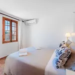 Mit 6 Schlafzimmern In Gehweite Zu Port By Interhome