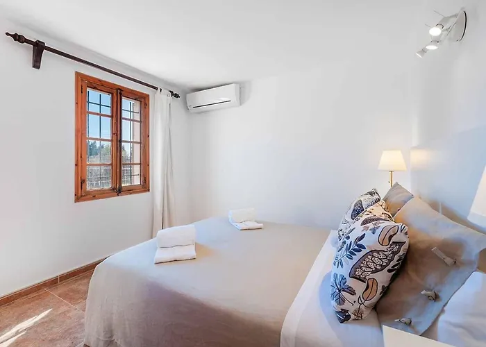 Mit 6 Schlafzimmern In Gehweite Zu Port By Interhome