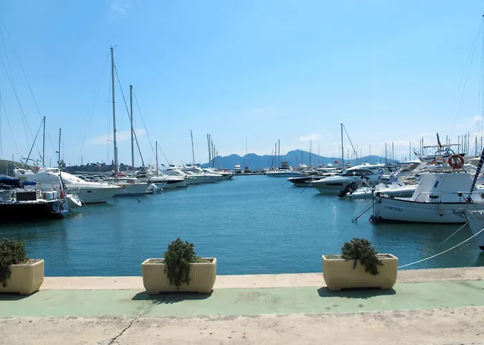 Mit 6 Schlafzimmern In Gehweite Zu Port By Interhome 度假居 *